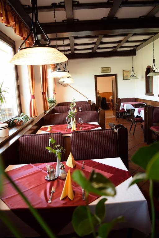 Gasthof S'Schatzkastl Ardagger Markt Exterior foto